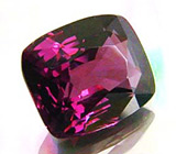 Пурпурно-красная шпинель 4,74 карат 