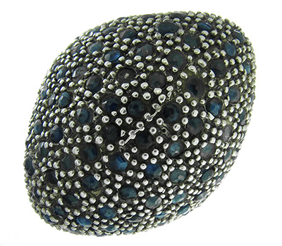 Крупное кольцо с сапфирами