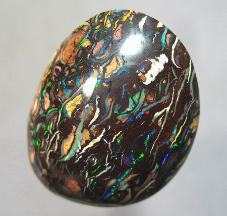 Крупный болдер опал 28 карат