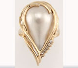 Кольцо с жемчугом Mabe и бриллиантами