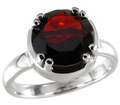 Кольцо из коллекции "Spring" с гранатом