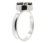 Кольцо из коллекции "Spring" с гранатом Серебро 925