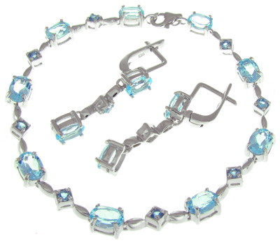 Комплект из коллекции "Spring" с топазами