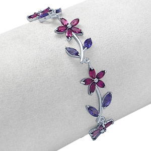 Комплект с родолитами гранатами и иолитами