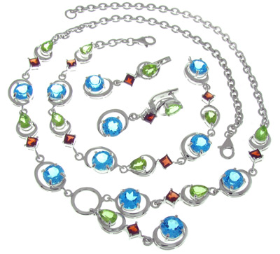 Комплект из коллекции "Spring" с самоцветами