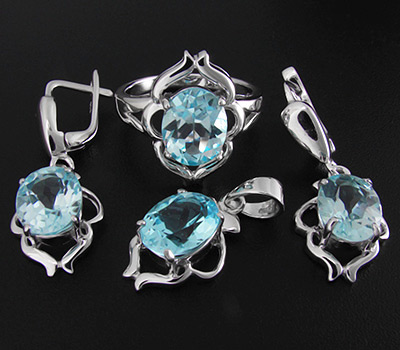 Комплект из коллекции "Spring" с топазами