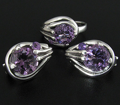 Компект из коллекции "Spring" с аметистами