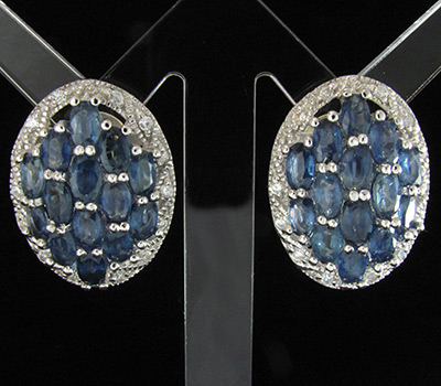 Превосходные серьги с синими сапфирами