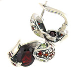 Серьги "Кобра" с гранатами и перидотами Серебро 925