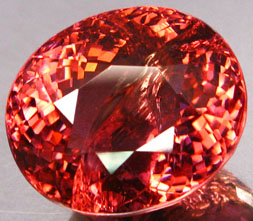 Крупный турмалин 13,11 карат