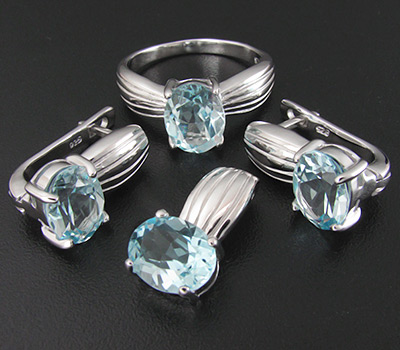 Комплект из коллекции "Spring" с топазами