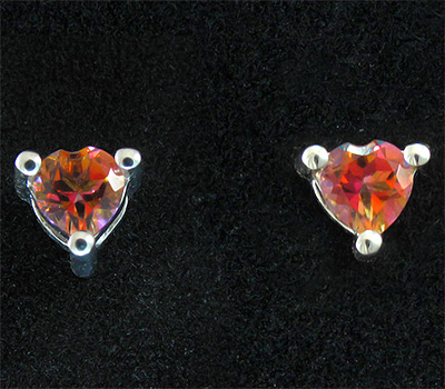 Пусеты с мистическими топазами