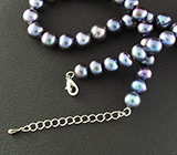 Ожерелье из цветного жемчуга с титановым и стальным отливом 