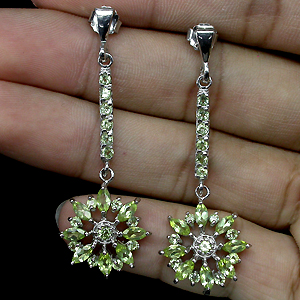 Великолепные серьги с перидотами