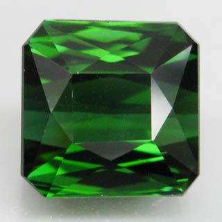 Чистейший турмалин 4,64 карат