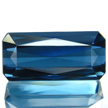 Чистейший индиколит турмалин 2,32 карат