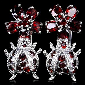 Прелестные серьги с гранатами