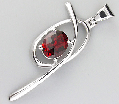 Кулон из коллекции «Blues» с крупным гранатом