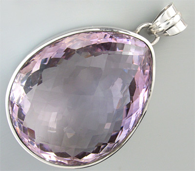 Кулон из коллекции «Geometry» с аметистом