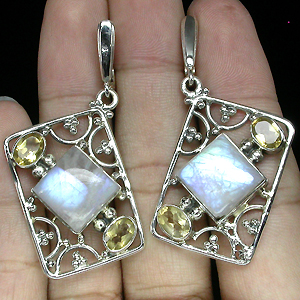 Серьги с лунным камнем и цитринами