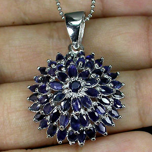 Кулон с синими сапфирами