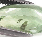 Крупный зеленый кунцит 36,8 карат 