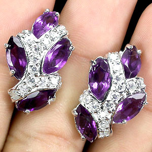 Замечательные серьги с аметистами