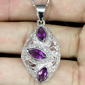 Замечательный кулон с аметистами
