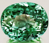 Крупный голубовато-зеленый турмалин 8,2 карат 