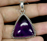 Кулон со сливовым кабошоном аметиста Серебро 925