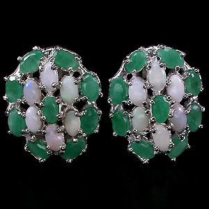 Серьги с опалами и изумрудами