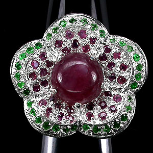 Кольцо с сапфирами и цаворитами гранатами