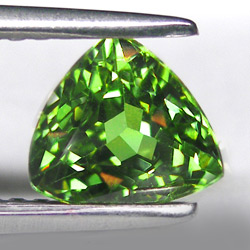 Демантоид гранат высокой чистоты 1,14 карат