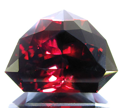 Чистейший умбалит 8,44 карат