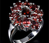 Замечательное кольцо с гранатами Серебро 925