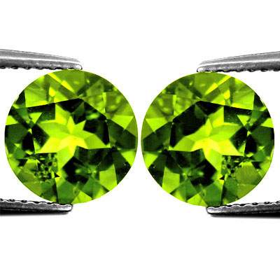 Пара перидотов 5,93 карат