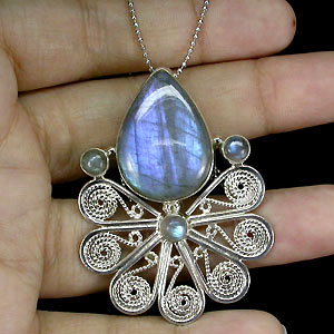 Кулон с лабрадоритами