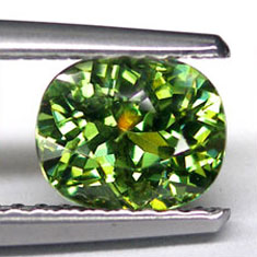 Демантоид гранат 1,36 карат