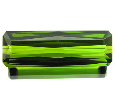 Сочно-зеленый турмалин 8,3 карат