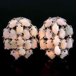 Серьги с белыми solid опалами