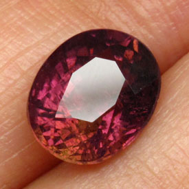 Эффектный турмалин 2,16 карат