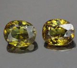 Пара демантоидов 2,18 карат 