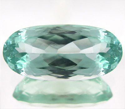 Красивый голубовато-зеленый кунцит 14,67 карат