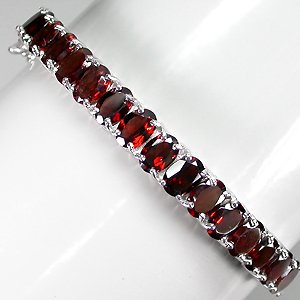 Гранатовый браслет