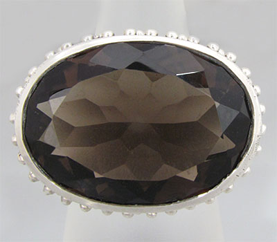 Перстень с дымчатым топазом