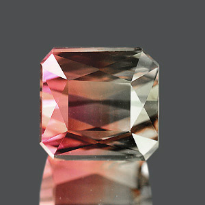 Полихромный турмалин 2,37 карат