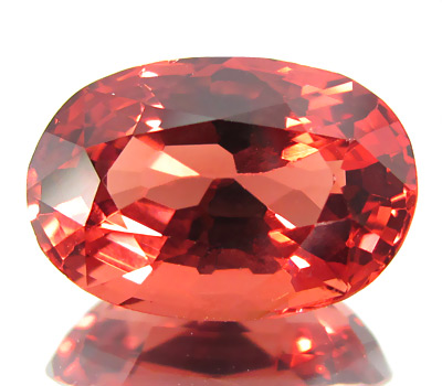 Красно-оранжевая шпинель 2,57 карат