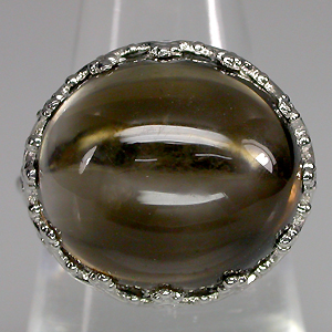 Кольцо с кабошоном дымчатого топаза