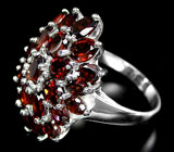 Превосходное кольцо с гранатами Серебро 925