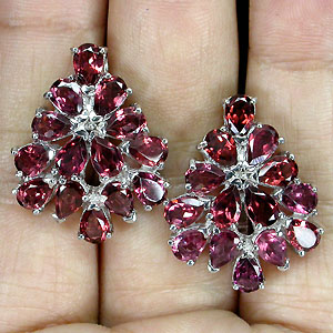 Замечательные серьги с гранатами